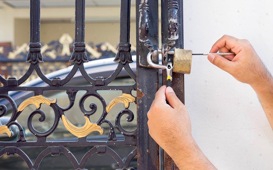 heure serrurier ouverture de porte Mantes-la-Jolie